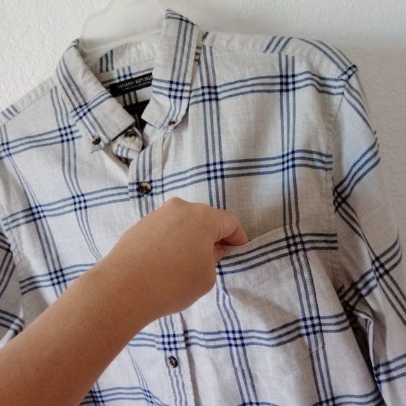 Banana Republic Men's Untucked Flannel Plaid Button Down Shirt Grey size Small - Picture 5 of 12